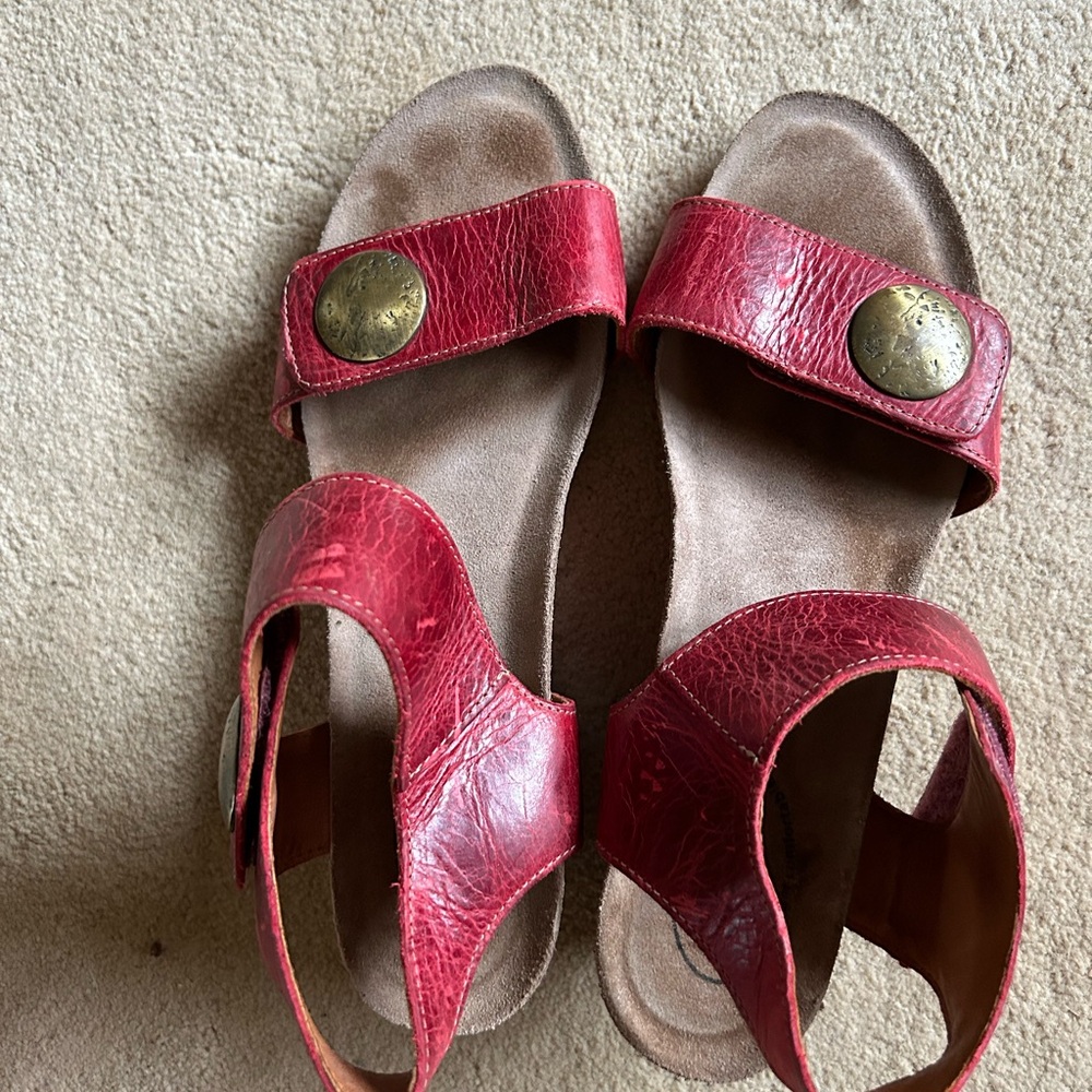 Taos Red Carousel Button Wedge Shoes. Size 8-8.5 - image 1
